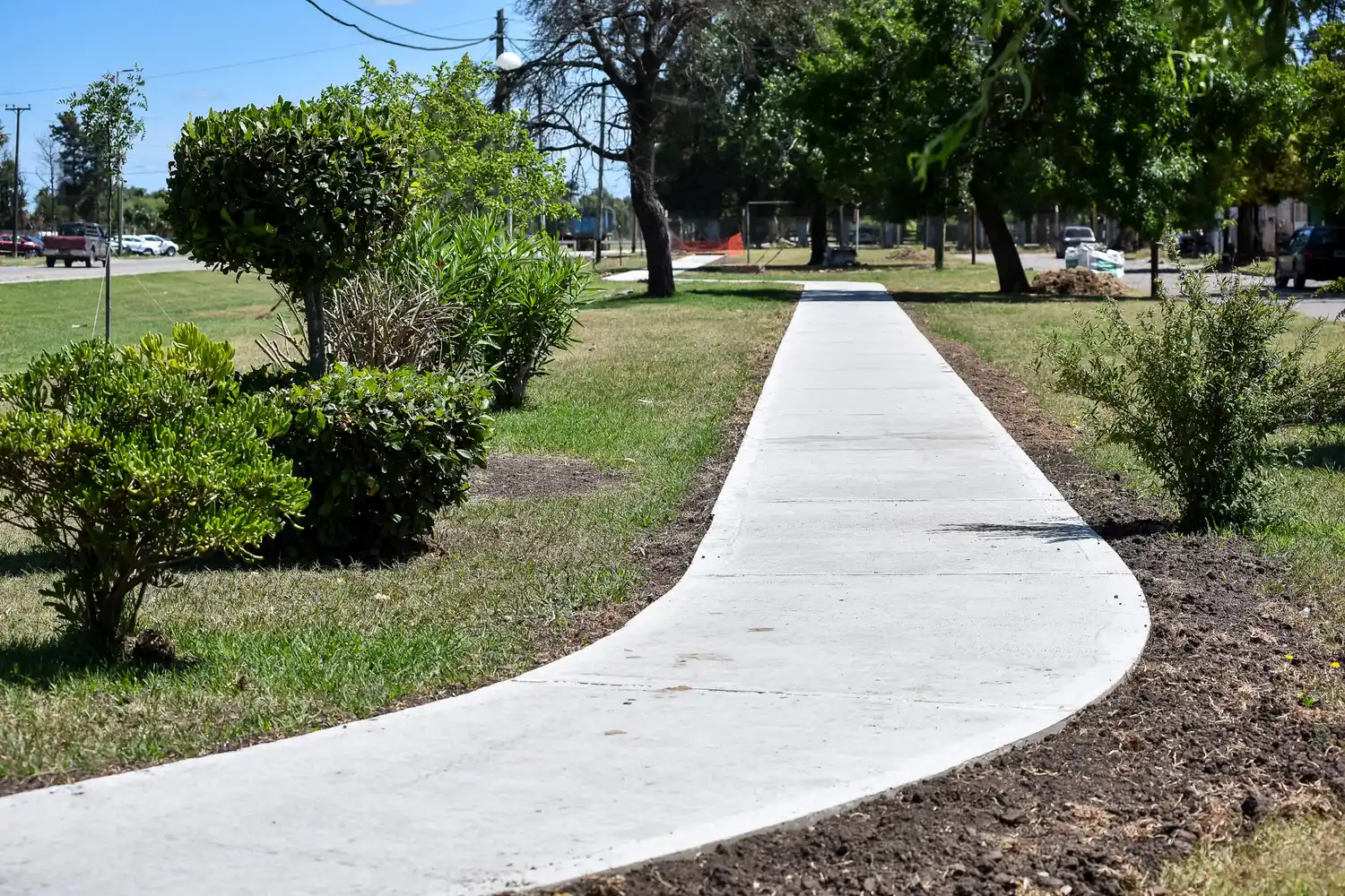 Dos empresas locales interesadas en la construcción de bicisendas en Scalabrini Ortiz