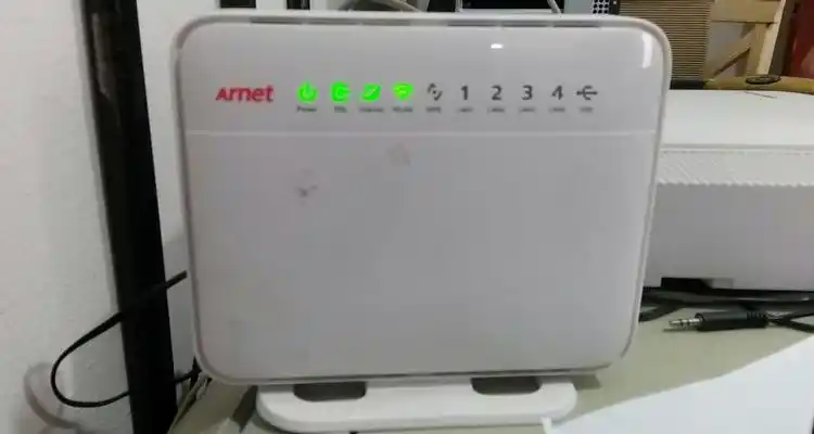 Restablecieron el servicio de telefonía e internet