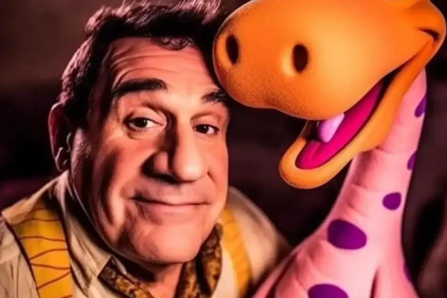 Pedro Picapiedra y Dino