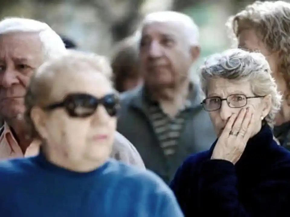 Los jubilados de la mínima percibirán un bono de $70.000 en marzo