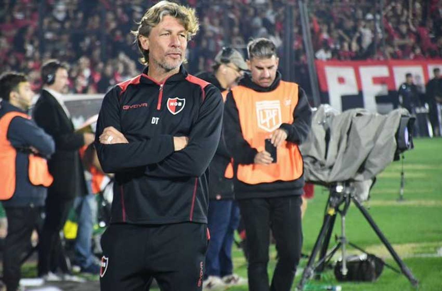 Heinze, tras una nueva derrota de Newells: «Es el momento más duro y doloroso de mi carrera»