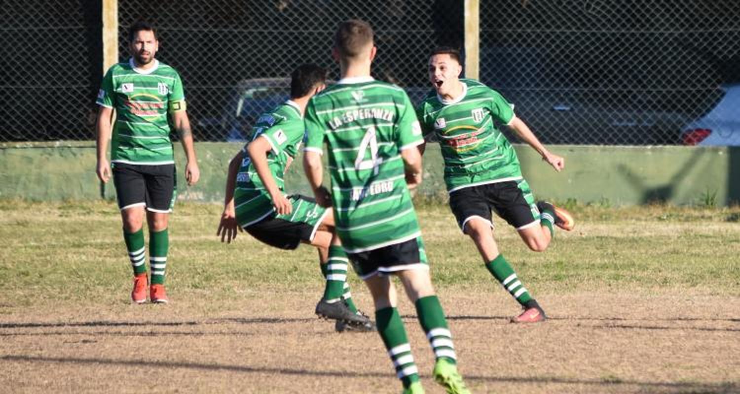 Primera A: La Esperanza le ganó un partidazo a General San Martín y trepó a la cima de la tabla con Independencia y Sportivo