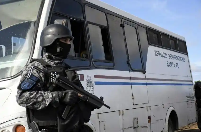 Sospechan que los agentes penitenciarios facilitaron la fuga de los presos