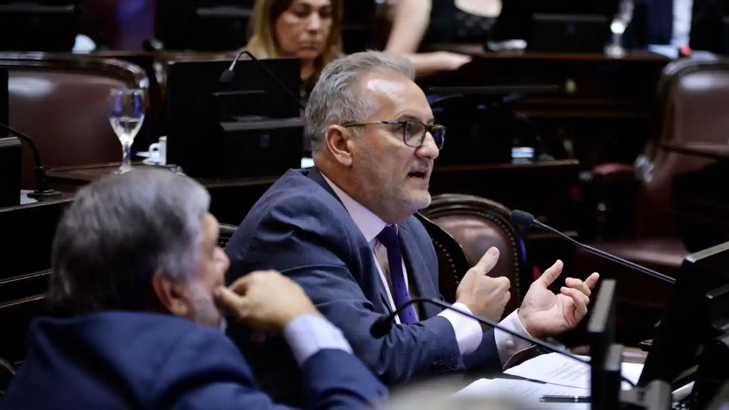 Lewandowski propuso limitar las tasas de interés para frenar el endeudamiento de las familias