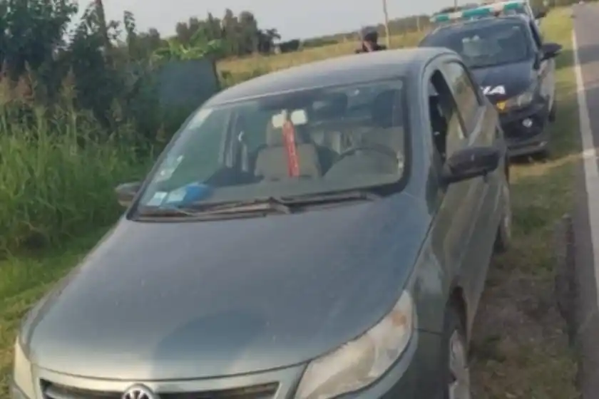 Un automovilista alcoholizado agredió a un policía con un cuchillo y fue detenido