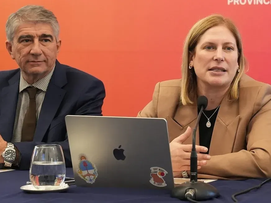 Fabián Bastia dijo que las candidaturas se definirán sobre el vencimiento del plazo. La posibilidad de que Scaglia deje la vicegobernación para ir al Congreso es firme.