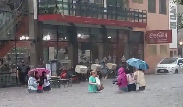 El temporal obligó a limitar el servicio de trenes y subtes