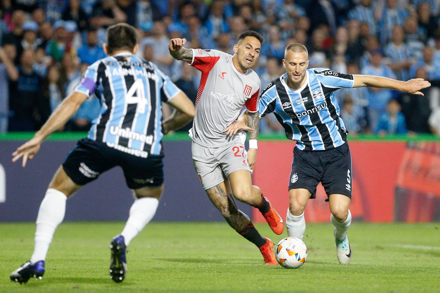 Con el empate, Gremio quedó segundo detrás de The Strongest.