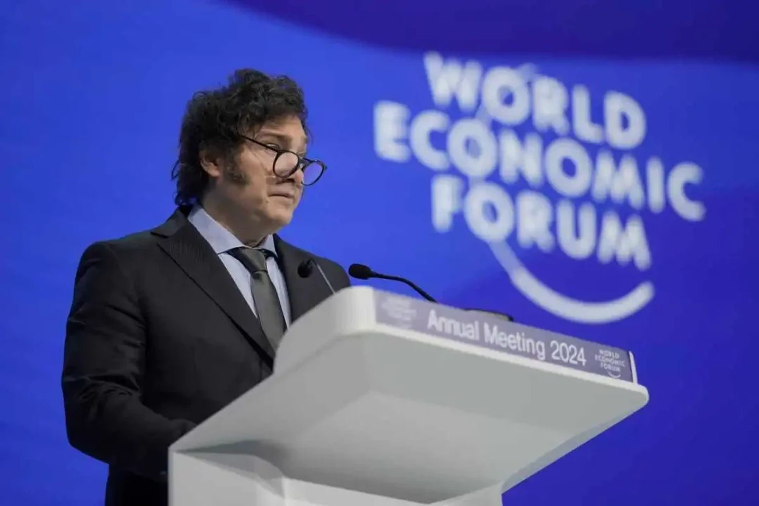 Milei llegó a Suiza para participar del Foro de Davos