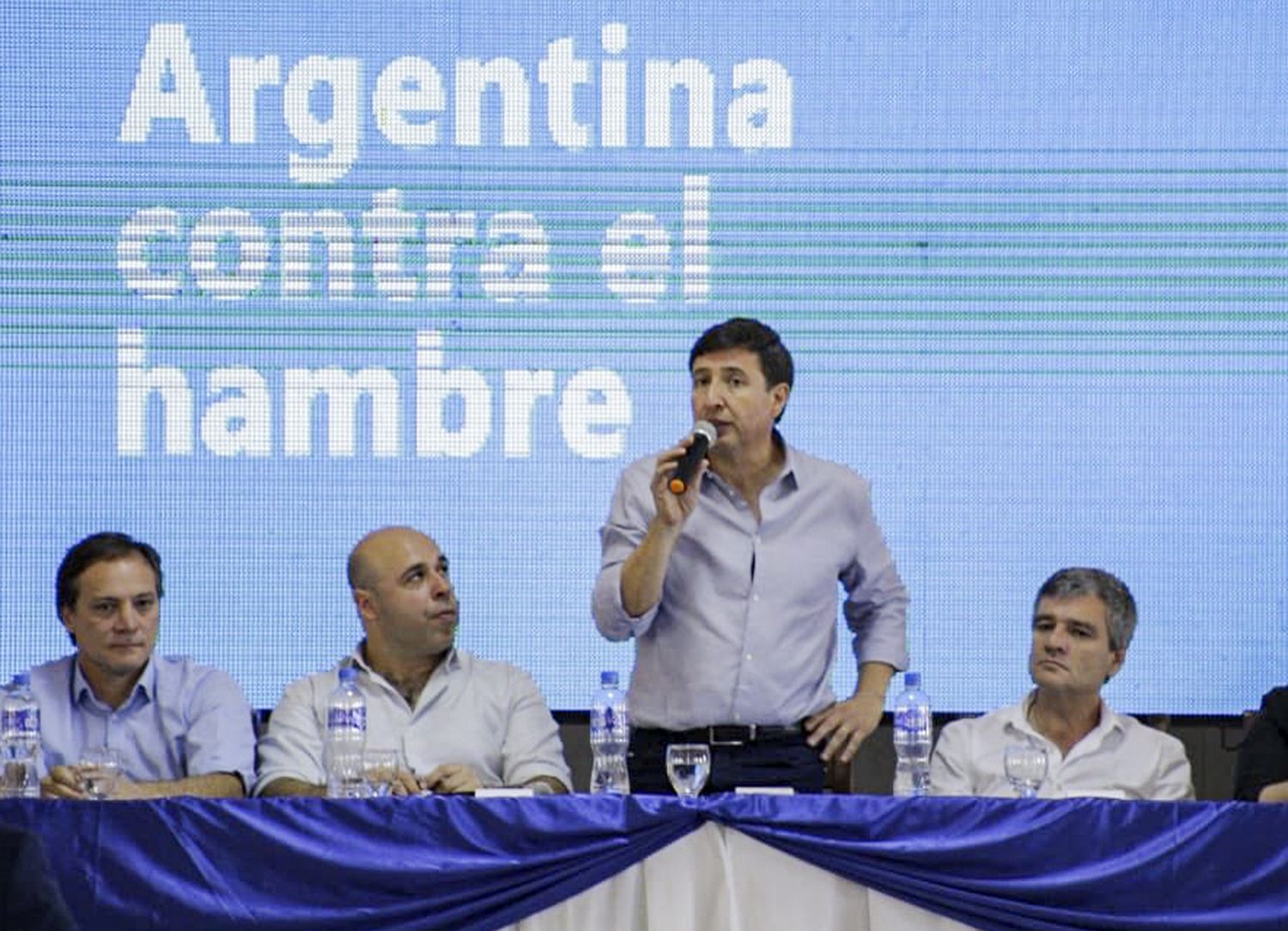 Daniel Arroyo dijo que “comer es un derecho, no un debate”