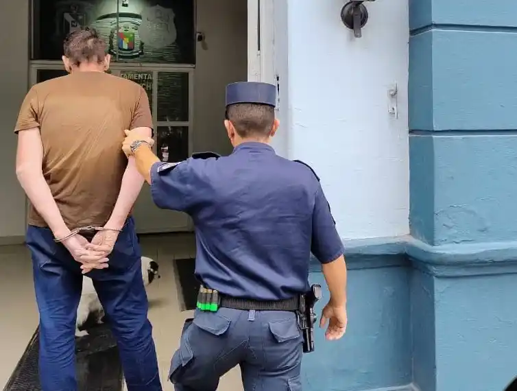 Detuvieron a un gualeguaychuense de 36 años por robarse estéreos