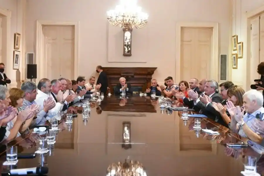 Acordaron un nuevo salario mínimo de $47.850