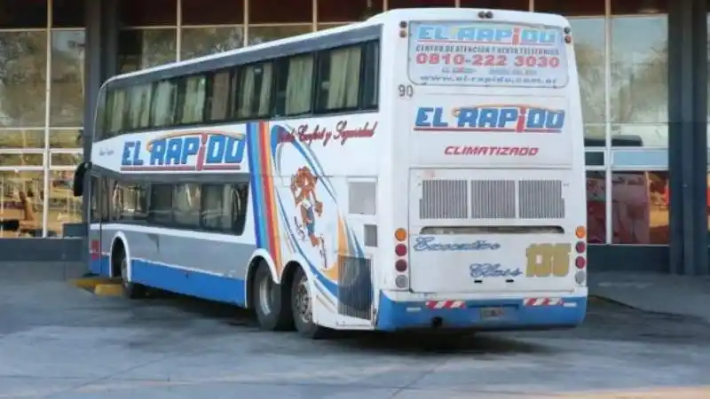 Paro de "El Rápido" por sexto día y quejas de usuarios 