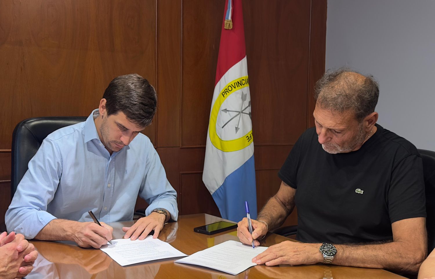 Fin del conflicto: acordaron un aumento salarial del 16% para trabajadores municipales