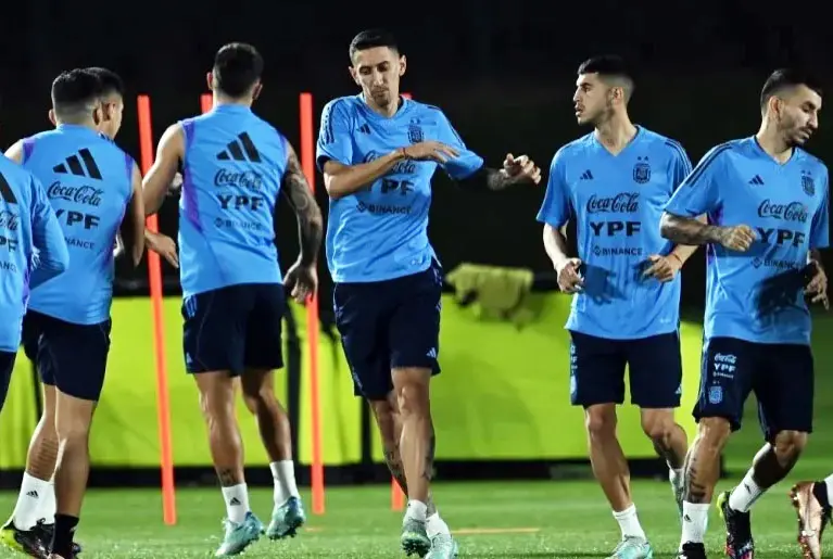 Exigencia para Di María y descanso para Lionel Messi