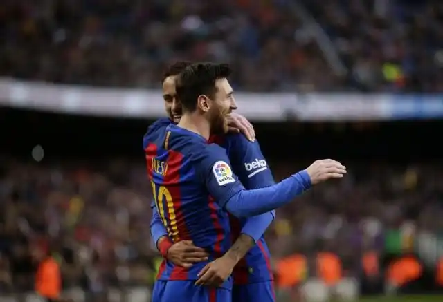 Barcelona goleó al Athletic y le metió presión al Real Madrid