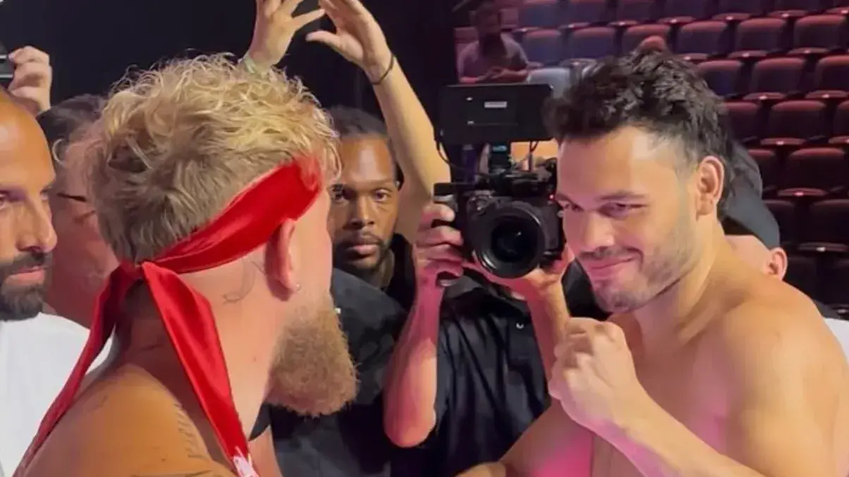 Julio César Chávez Jr. en la antesala del combate contra el estadounidense Jake Paul, youtuber convertido en boxeador.