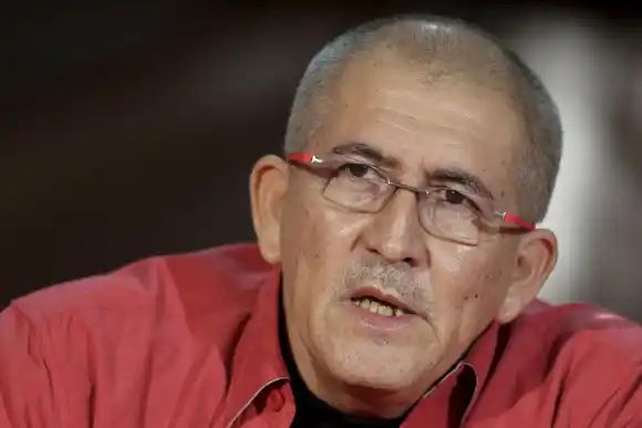 ¿CINISMO o MENTIRA? «ELN no recluta» dice su máximo cabecilla