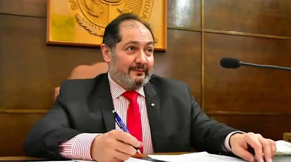 Cedro acusó a Azcué de adjudicarse obras ajenas