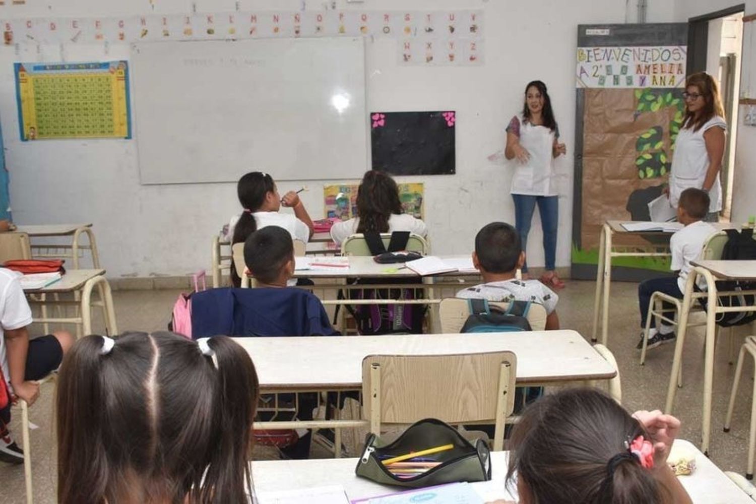 Planificando el calendario escolar: ¿cuándo arrancarían las clases en Santa Fe?