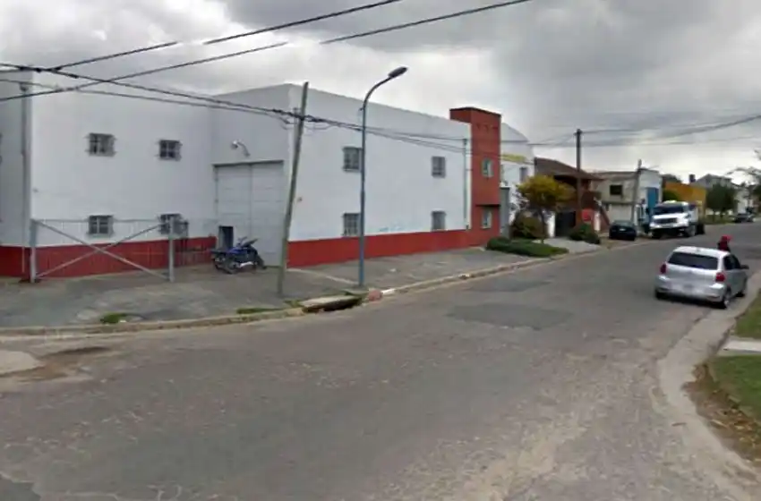 Un hombre murió atropellado por un camión