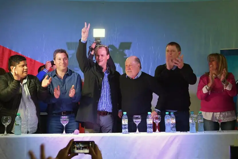 Bordet y Busti presentaron en la Justicia Electoral el frente “Somos Entre Ríos”