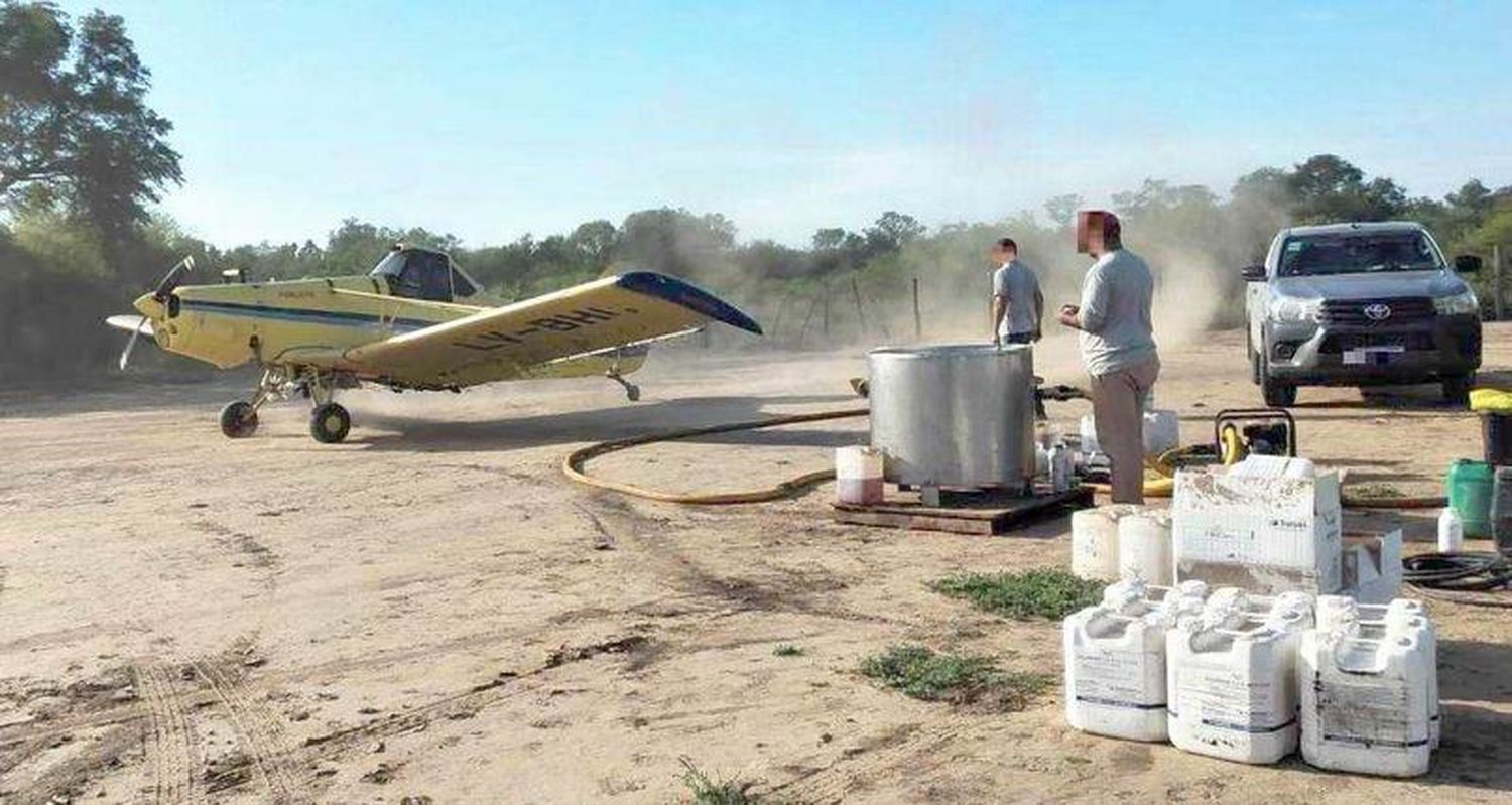 Secuestran una avioneta que pretendía fumigar un 
campo sin autorización de la autoridad competente