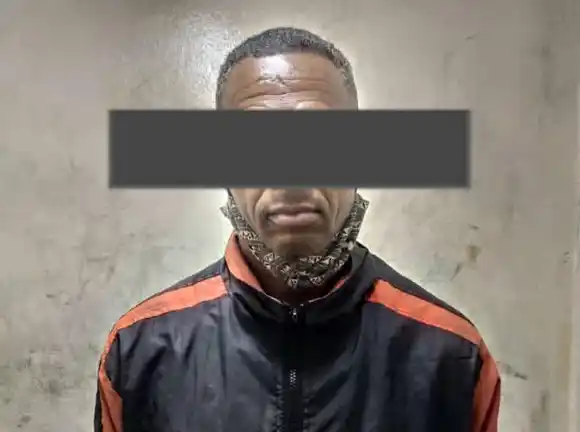 Con PISTOLA DE MENTIRA capturan a sujeto que robaba a transeúntes