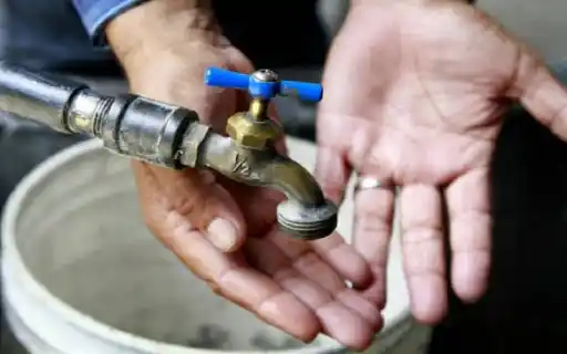 Vecinos de Baruta viven un CALVARIO por falla de servicios básicos