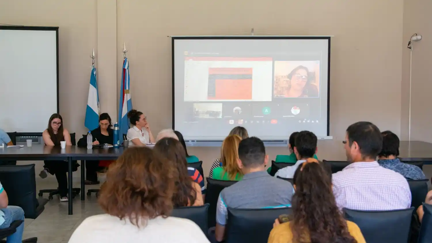 Capacitación para el desarrollo sostenible: finalizó el Programa en Economía Social de la UNER