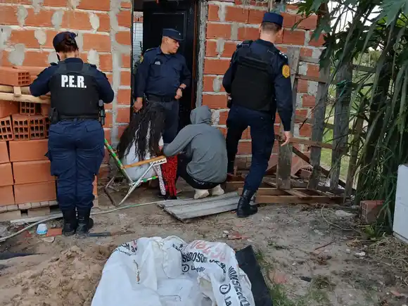 Allanamientos positivos por robo y tenencia de estupefacientes: dos detenidos