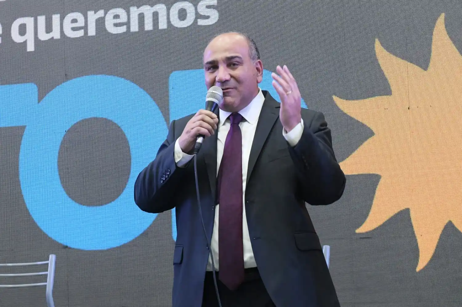 Juan Manzur, quedaría a cargo de la "coordinación nacional" del comando electoral en el Frente de Todos.