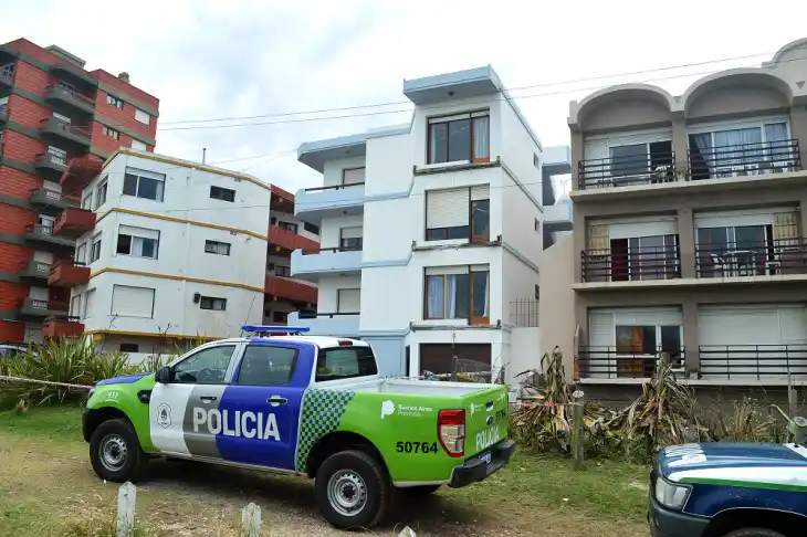 Falta de mantenimiento en Villa Gesell: Cayeron tres balcones y de milagro no hubo personas heridas