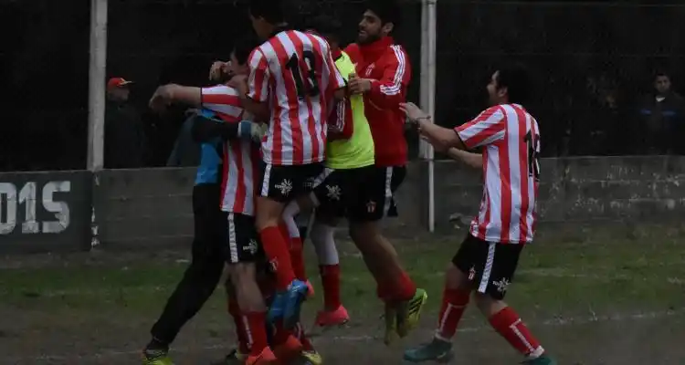 Alsina, Central Córdoba y Sportivo son semifinalistas del Clausura