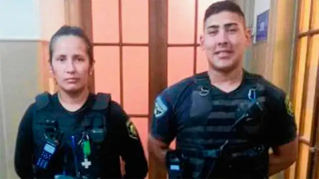 Dos policías le salvaron la vida a un recién nacido