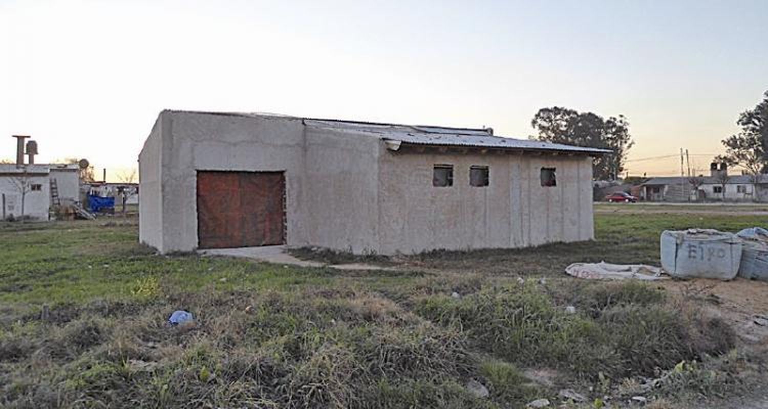 Aguardan pedido de desalojo para la usurpada sede del Envión