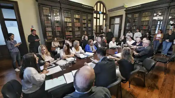 Diputados analiza proyecto para reconocer el rol social y espiritual de los pastores evangélicos