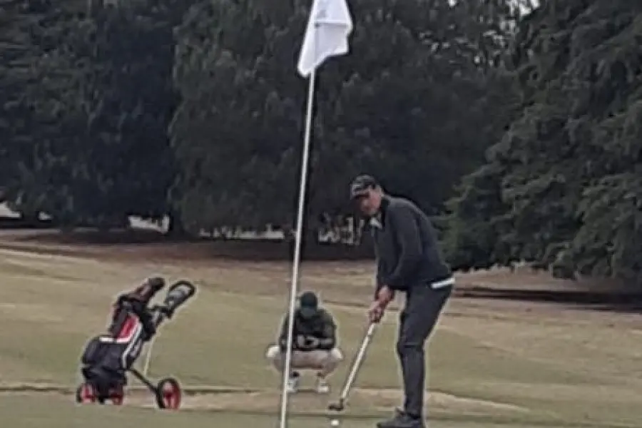 Talento en la región: San Vicente tiene un golfista crece en silencio