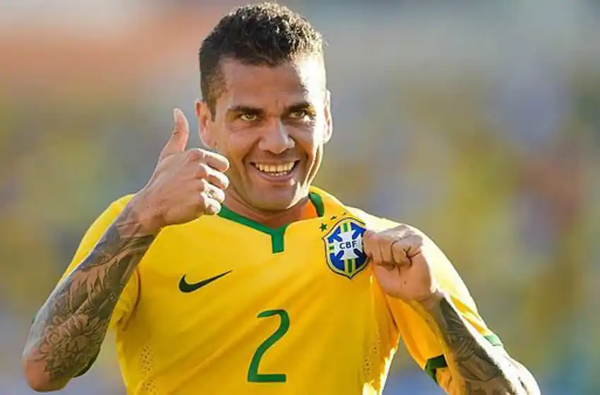 Dani Alves se pierde el Mundial