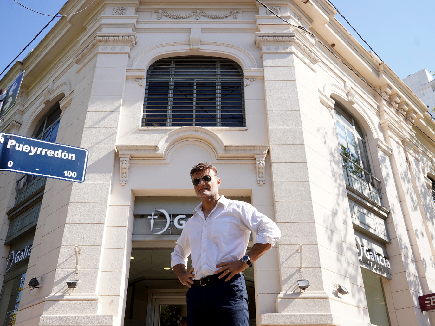 El profesor que llevó a las redes la historia de la arquitectura local