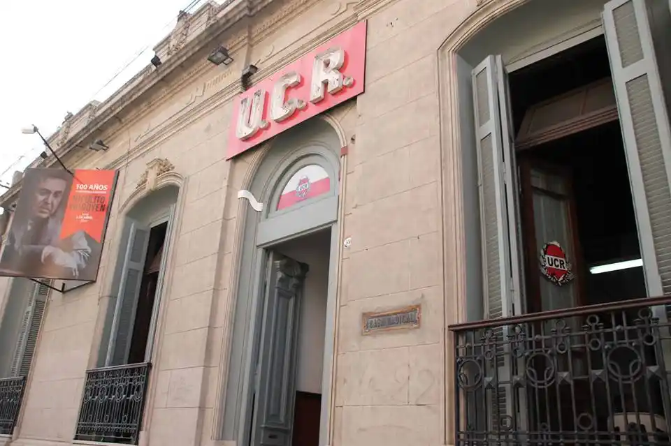 El radicalismo repudió el ataque de  Aníbal Fernández a la Gobernadora