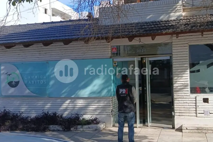Detuvieron a un reconocido psicólogo en Santa Fe por falsificación de documento privado y estafa