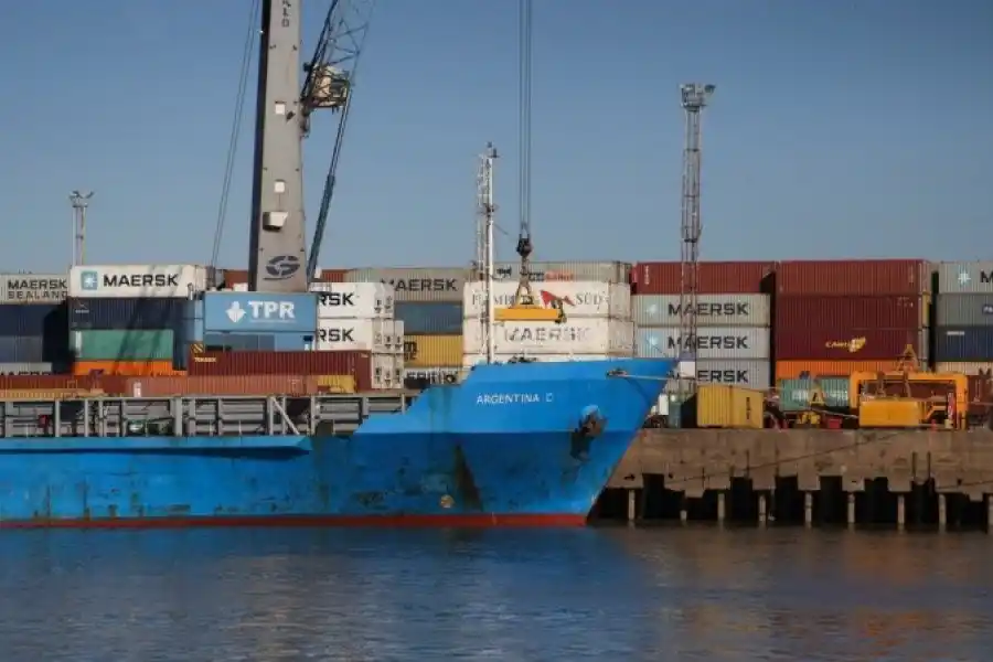 Las exportaciones con origen en Santa Fe cayeron casi un 40% el año pasado