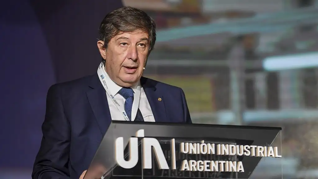 La industria pide medidas para aumentar las exportaciones