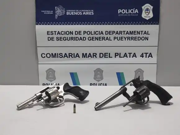 Para evitar ser identificado por la policía, huyó y apuntó a los agentes con un arma: fue detenido