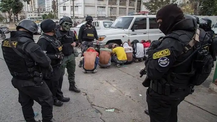 Régimen habría preparado el escenario para que presos de la Dgcim hablen con enviados de Bachelet