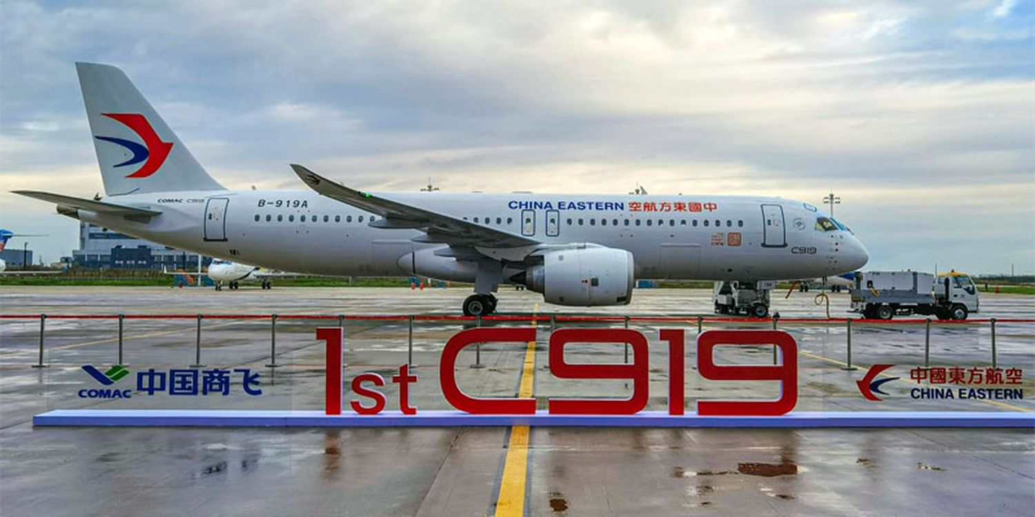 COMAC entregó el primer C919 del mundo a China Eastern Airlines