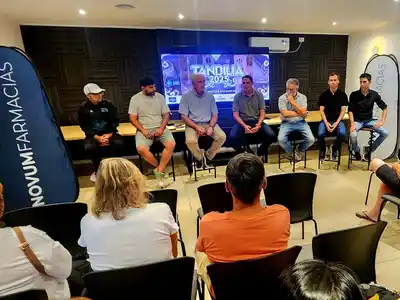 Una imagen de la conferencia de prensa de presentación de Tandilia.