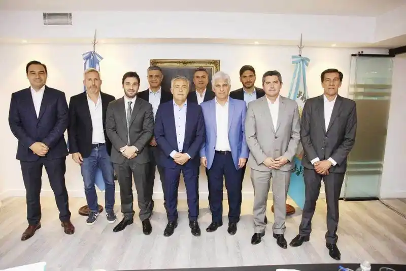 Fuerte cuestionamiento de gobernadores 
de JxC al aumento de retenciones