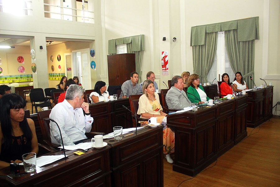 El Concejo pide por el tren de carga